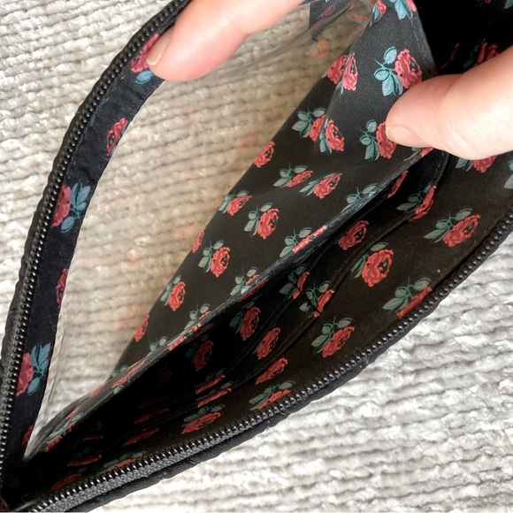 Vera Bradley Quilted Microfiber RFID Tech Wristlet Wallet Solid Black Red Rose - Picture 7 of 9